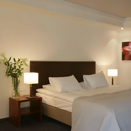 Erzgiesserei Europe 4* Munique